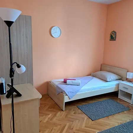 Nada Hope Apartment Kastela