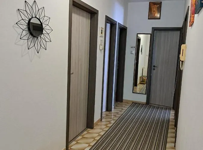 Nada Hope Apartament *